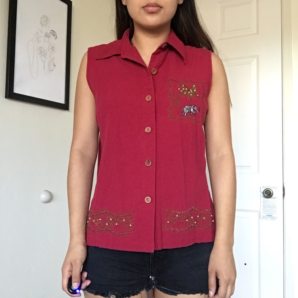 Embroidered Tank - Picture 3 of 4